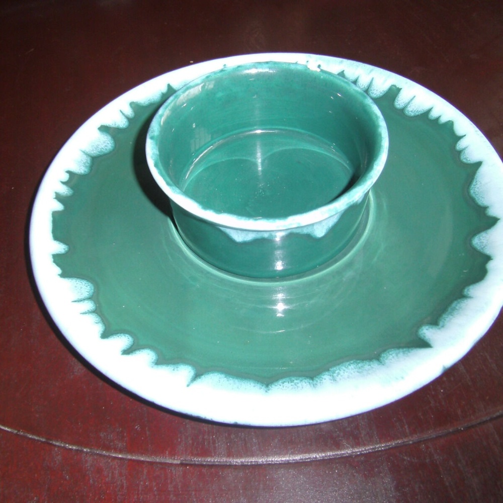 Napcoware Suburbia Relish Chip Dip Tray Green Drip